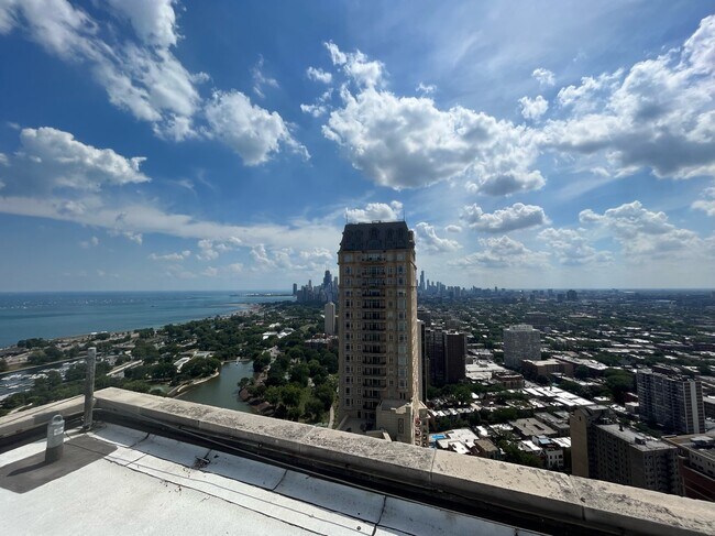 View from the pool deck facing south. - 2626 N Lakeview Ave