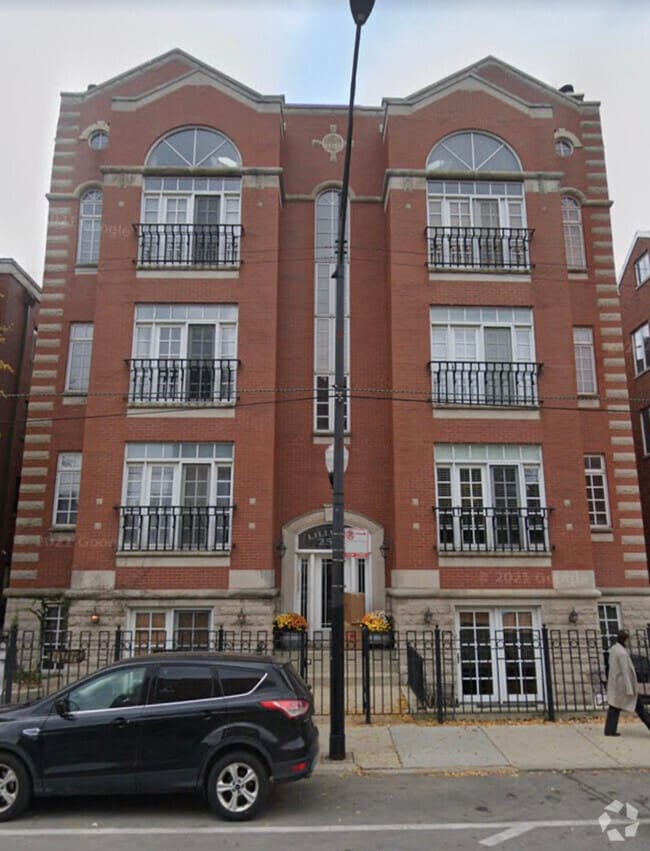 Building Photo - 2533 N Halsted St
