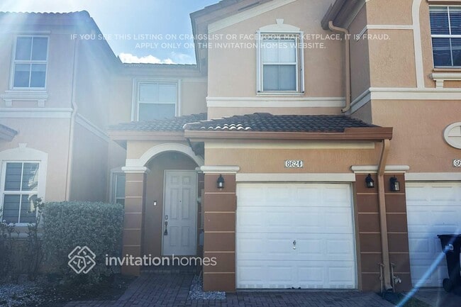 Building Photo - 8624 NW 112th Pl