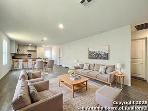 Foto del edificio - 2807 Stigler Dr
