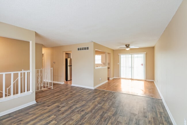 Building Photo - Sunlit Spaces and Cozy Corners Await