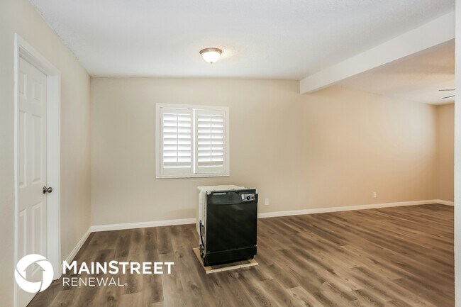 Foto del edificio - 4334 Cloverdale Ave