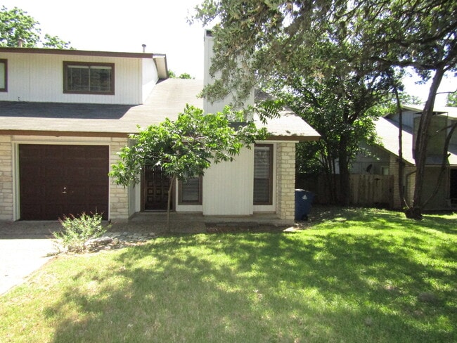Building Photo - 7001 Winedale Dr