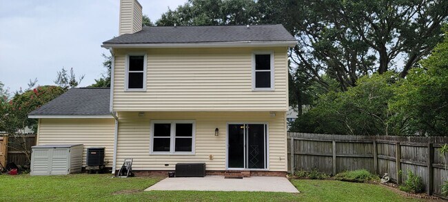 Photo - Three Bedroom Home in Bayview Farms - Jame...