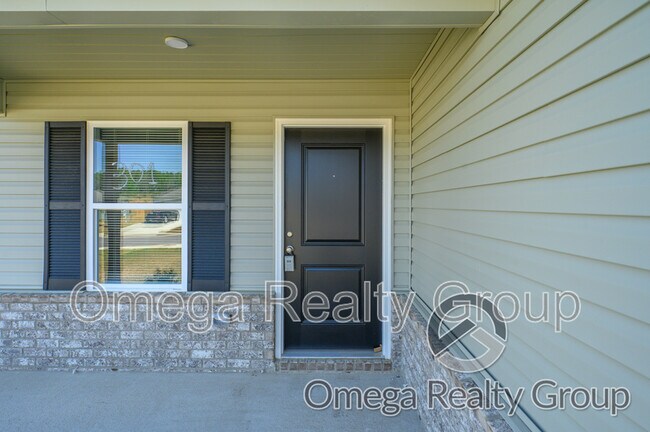 Building Photo - 633 Kylnes Dr