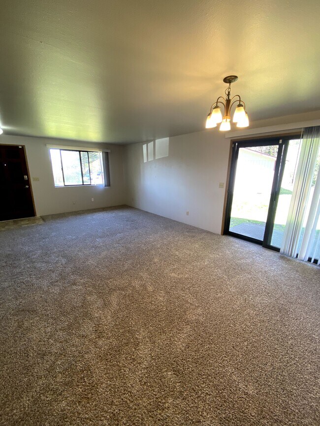 Photo - 223 Willow St House