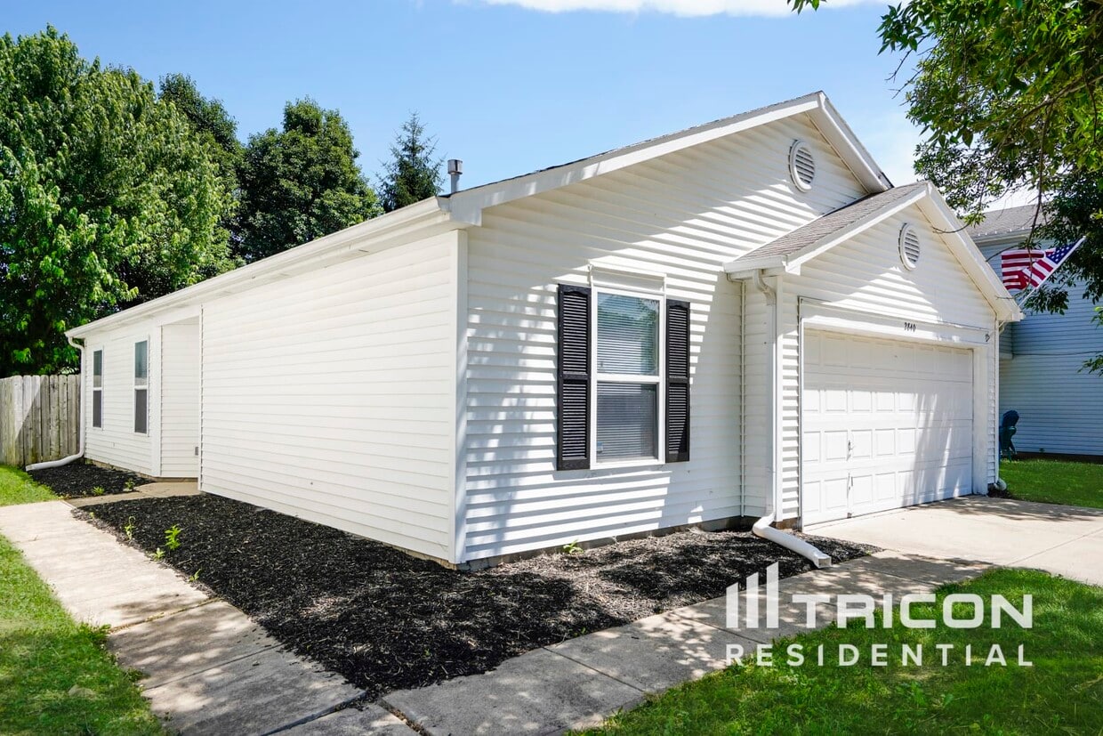 Primary Photo - 2840 Redland Ln