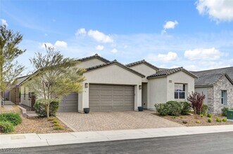 Building Photo - 3395 Stone View Ave