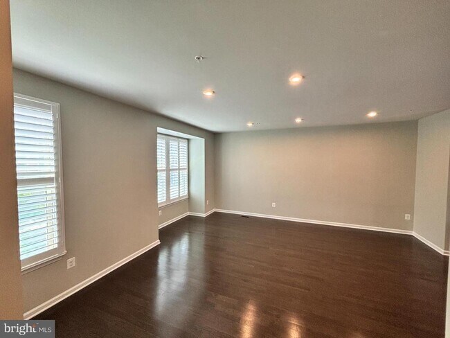 Foto del edificio - 8312 Kippis Rd