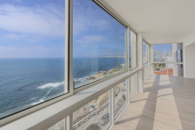 Foto del edificio - 939 Coast Blvd