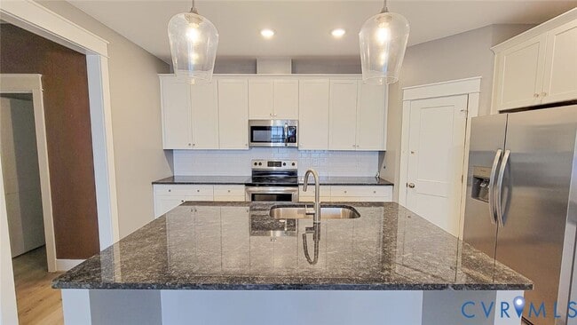 Building Photo - 4118 Tosh Ln