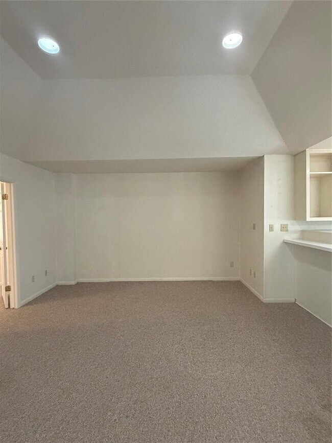 Foto del edificio - 728 W San Antonio St