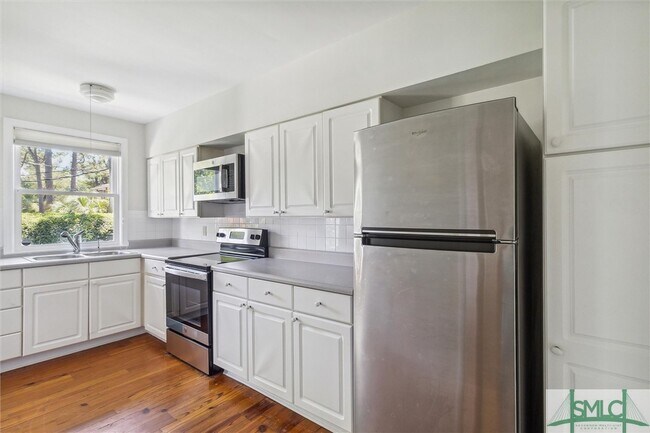 Foto del edificio - 4602 Sussex Pl