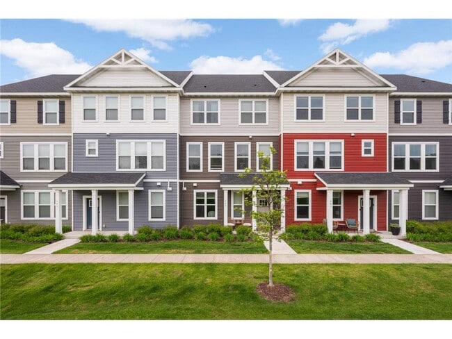 Building Photo - 645 Satori Wy