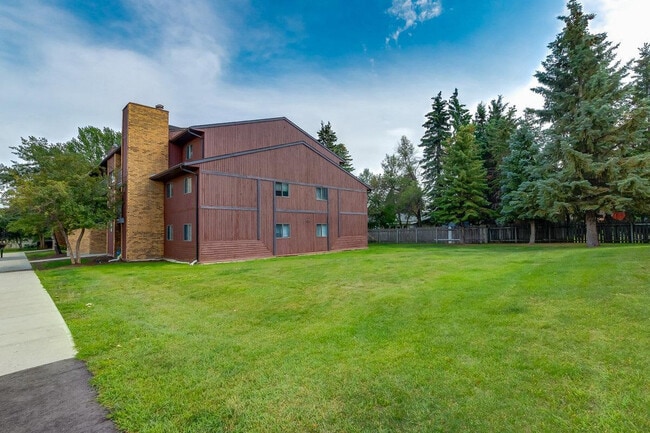 Building Photo - Glenwood Village