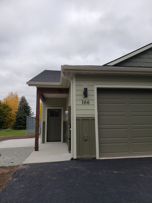 Foto del edificio - 165 Fairway Blvd