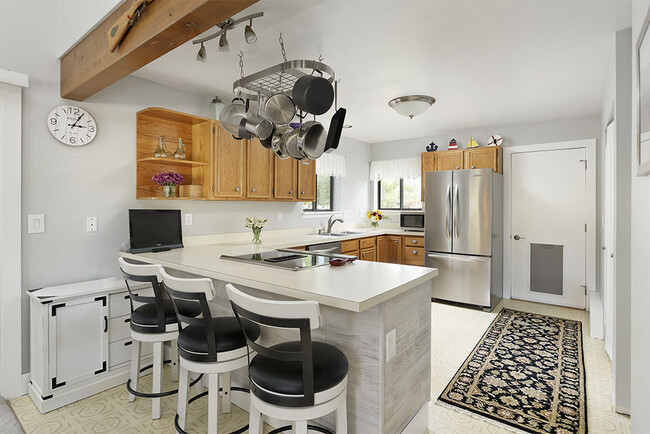 Kitchen with stainless steel appliances - 47 Coyote Cir