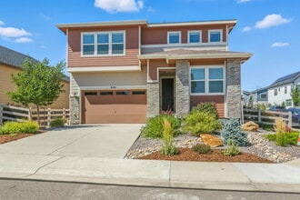Building Photo - 9191 Rio Lado St