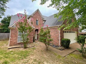 Building Photo - 10246 Spruce Grove Ln