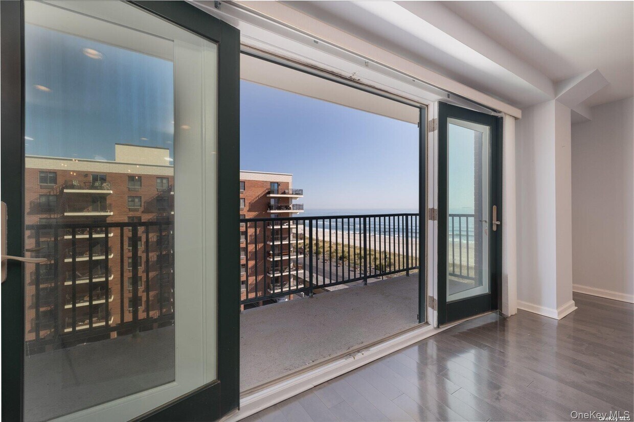 Foto principal - 260 W Broadway