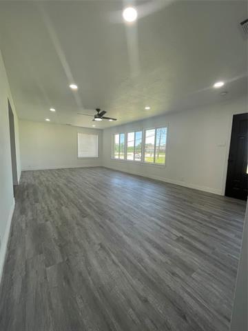 Foto del edificio - 2830 W Crawford St
