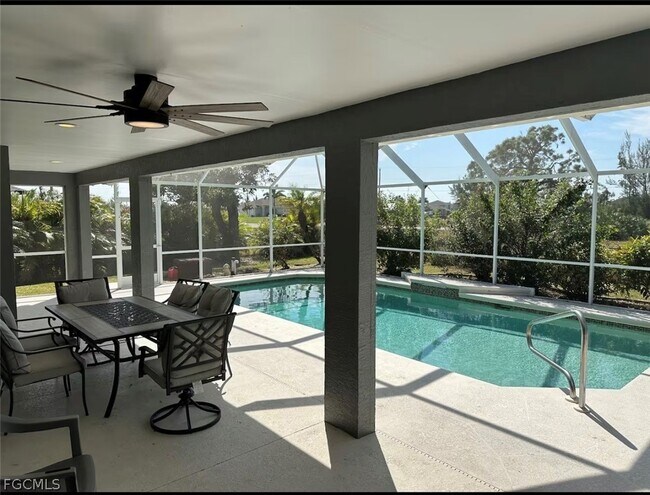 Building Photo - 1804 NW 20th Pl