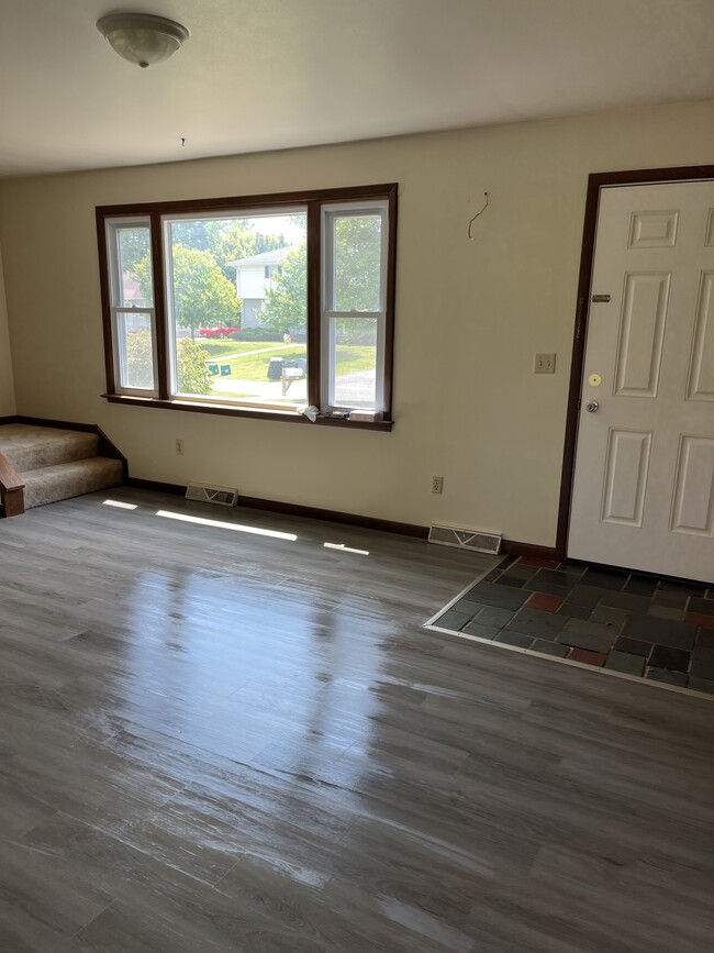 Building Photo - 107 Galavotti Pl