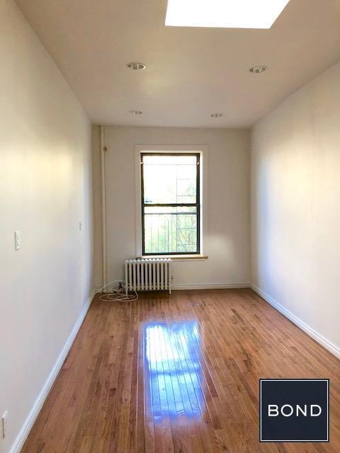 Plano de planta - 307 East 119th Street