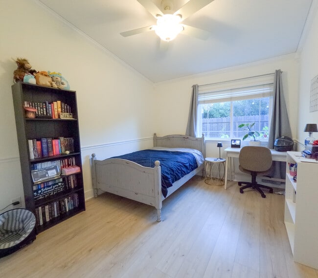 Foto del edificio - 928 Carter St