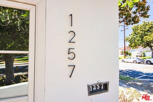 Building Photo - 1257 Virginia Ave