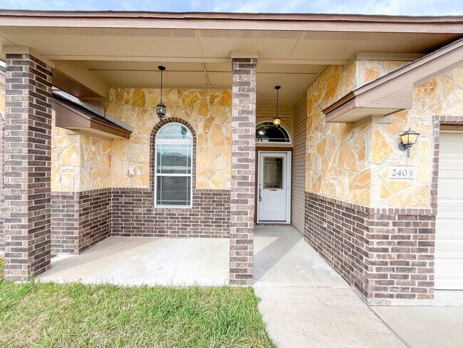 Foto del edificio - Available NOW This charming 1 story, 3 bedroom, 2 bath house could be your next home! Beautiful c...