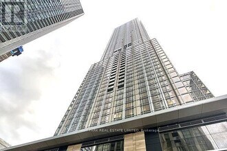 Building Photo - 11 Yorkville Ave