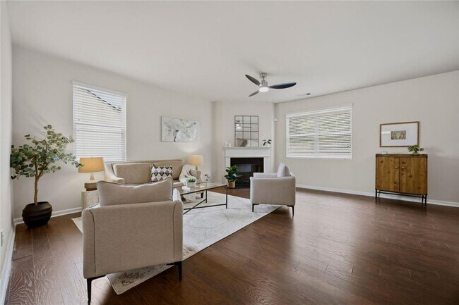 Foto del edificio - 3110 Boxwood Crossing