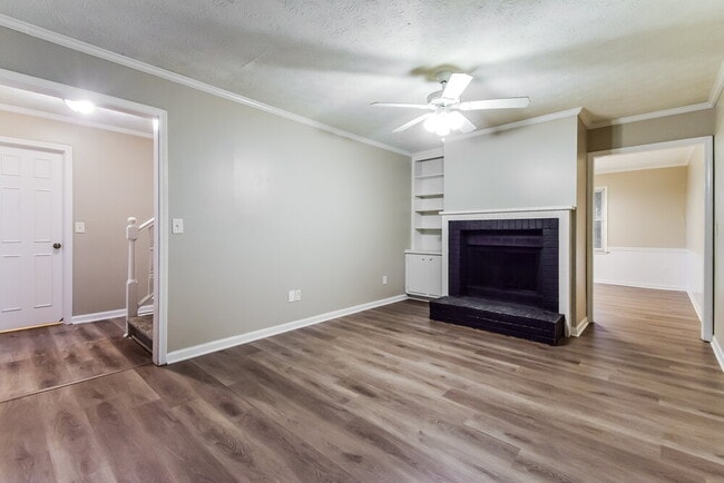 Building Photo - 988 Park Gate Pl