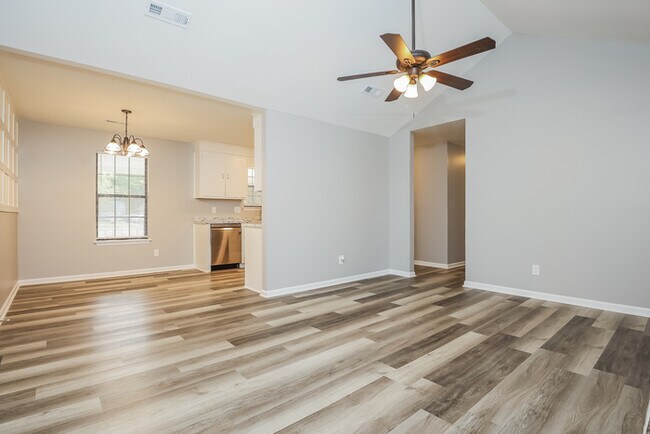 Foto del edificio - 108 Edythe Ct