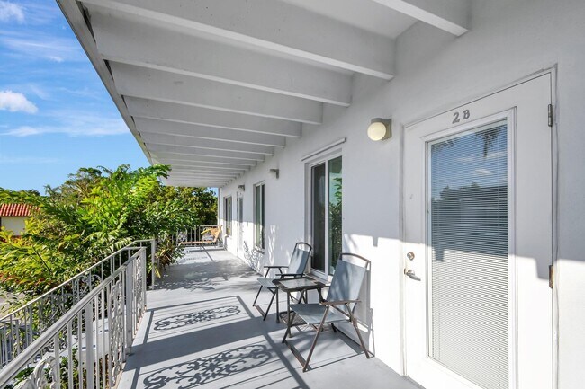 Foto del edificio - 1520 Lake Ave