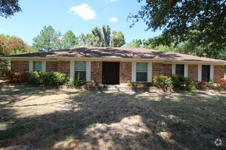 Building Photo - 8505 Radcliffe Dr