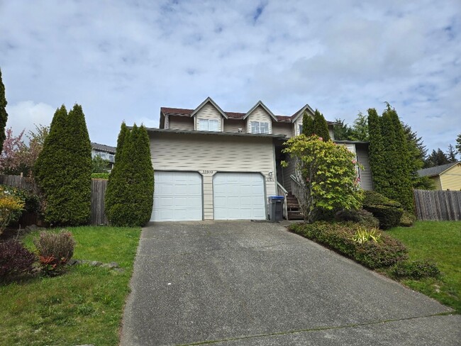 Building Photo - 13502 Eldridge Pl NW