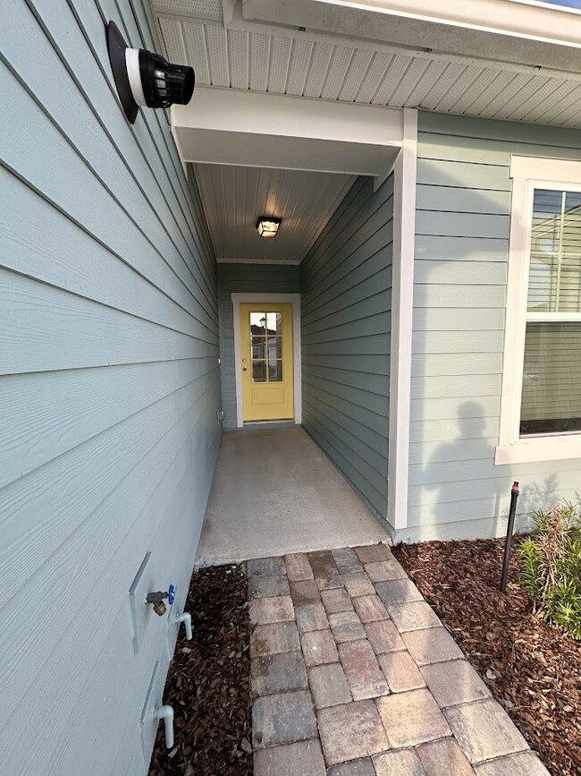 Building Photo - 780 Cherry Elm Dr