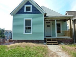 Building Photo - 1627 Forest Ave