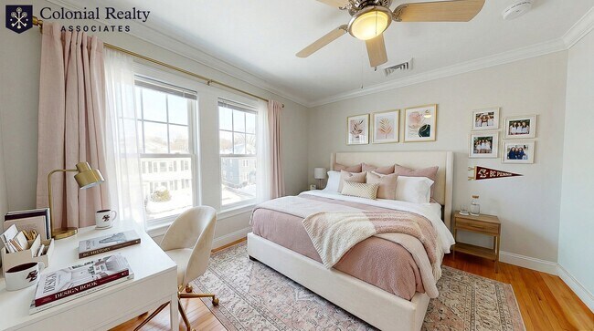 Foto del edificio - 35 Crosby Rd