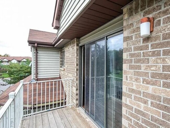 Building Photo - 4220 Birchwood Ct