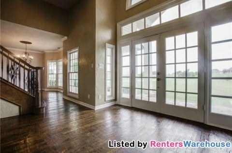 Building Photo - 1875 Bluebonnet Dr