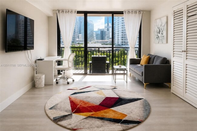 Building Photo - 540 Brickell Key Dr