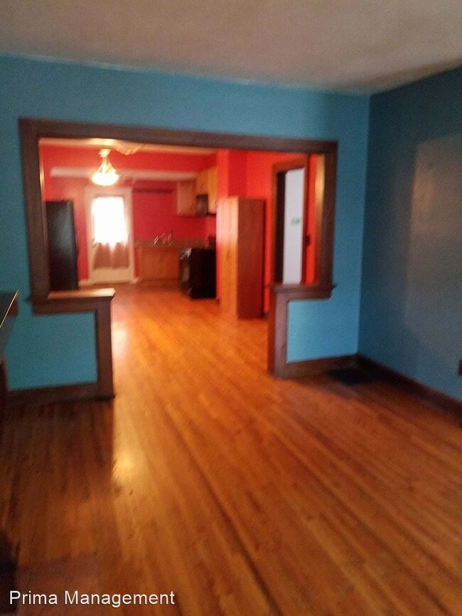 Building Photo - 4 br, 2 bath House - 1031 Highland Ave