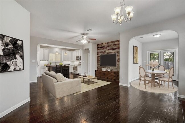 Foto del edificio - 3451 Mayfield Ranch Blvd