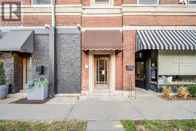 Photo du bâtiment - 616 Windermere Rd