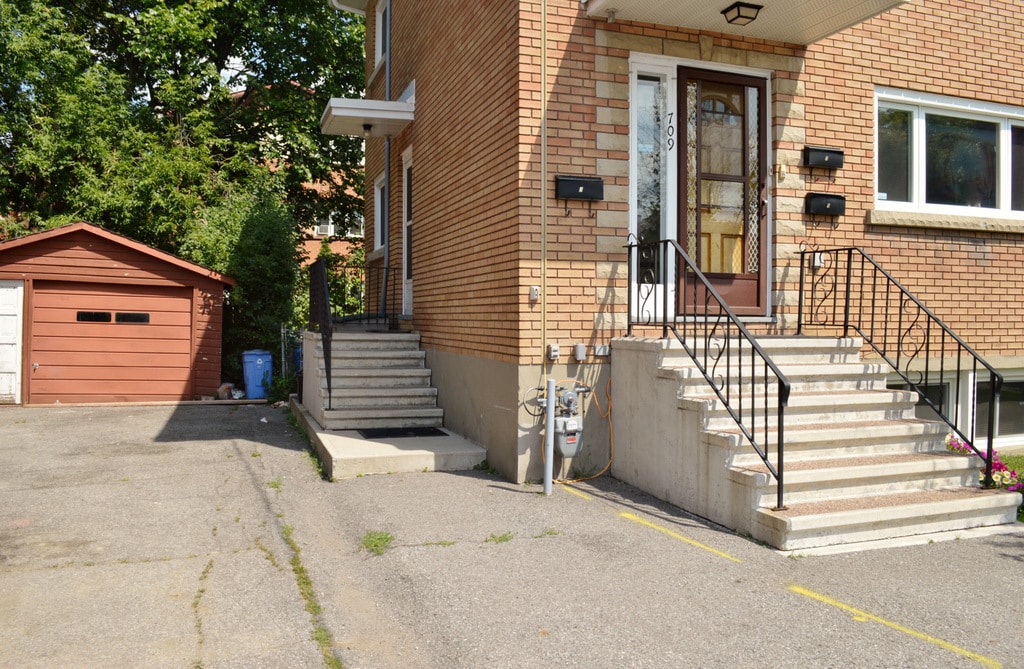 Building Photo - 709 Edison Ave.