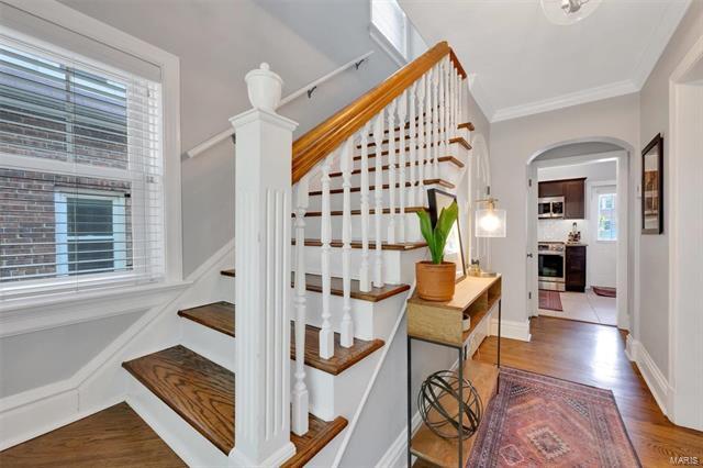 Building Photo - 7464 Amherst Ave