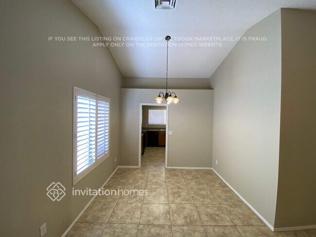 Building Photo - 6526 N 69th Dr